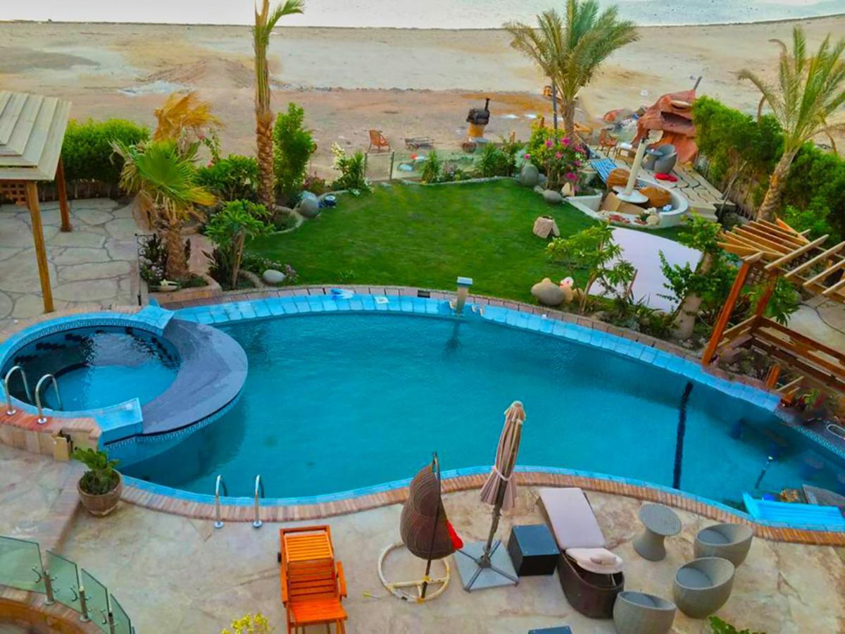 Luxury Seafront Pool Villa - 3 Stories & Roof Floor - All Master Bedrooms Hurghada Ngoại thất bức ảnh